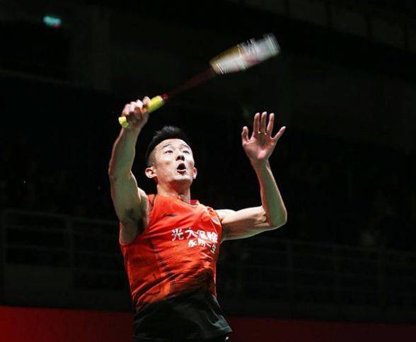 相比之下 相比之下