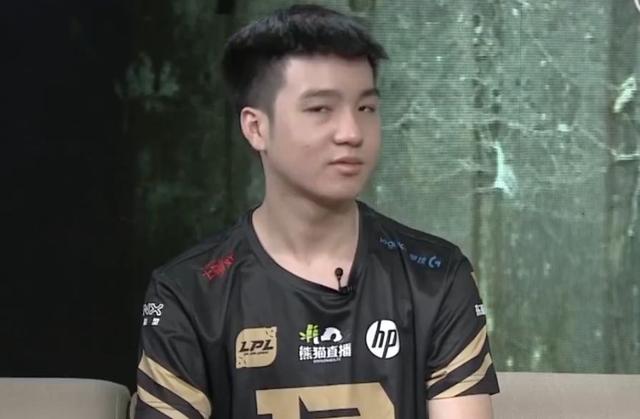 场景以光影